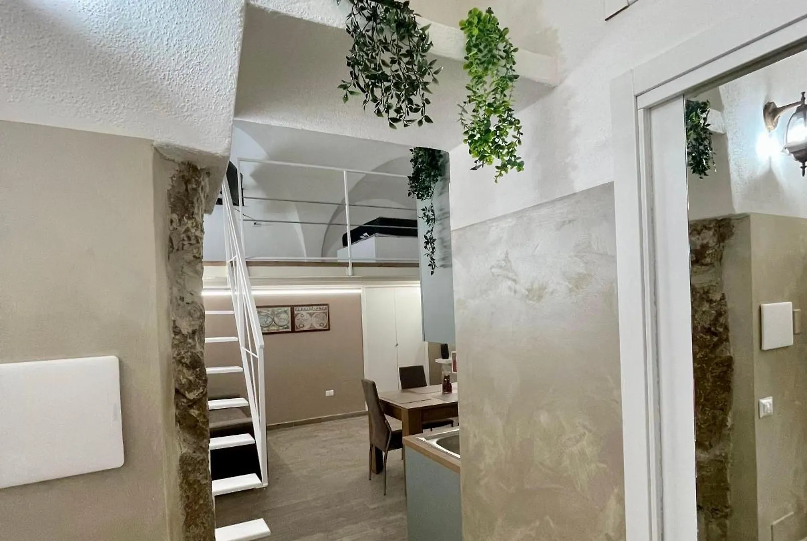 House Karol Apartment Naples Italy